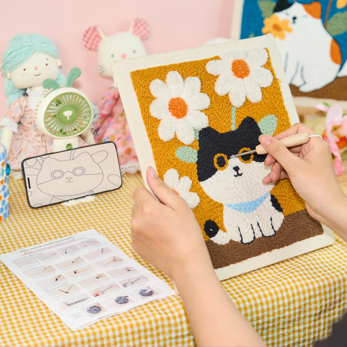 Tabby Cat Punch Needle Kit With Wooden Frame