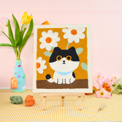 Tabby Cat Punch Needle Kit With Wooden Frame